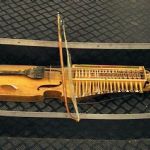 22 4236 NYCKELHARPA